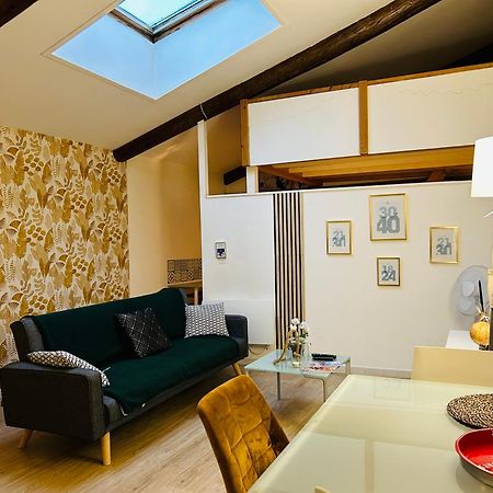 Le Saint-Lazare Appartement Au Calme Intra Muros Awinion Zewnętrze zdjęcie